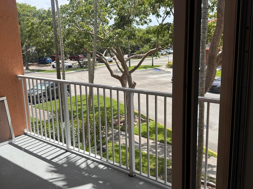 6936 Sw 39th Street - Photo 10
