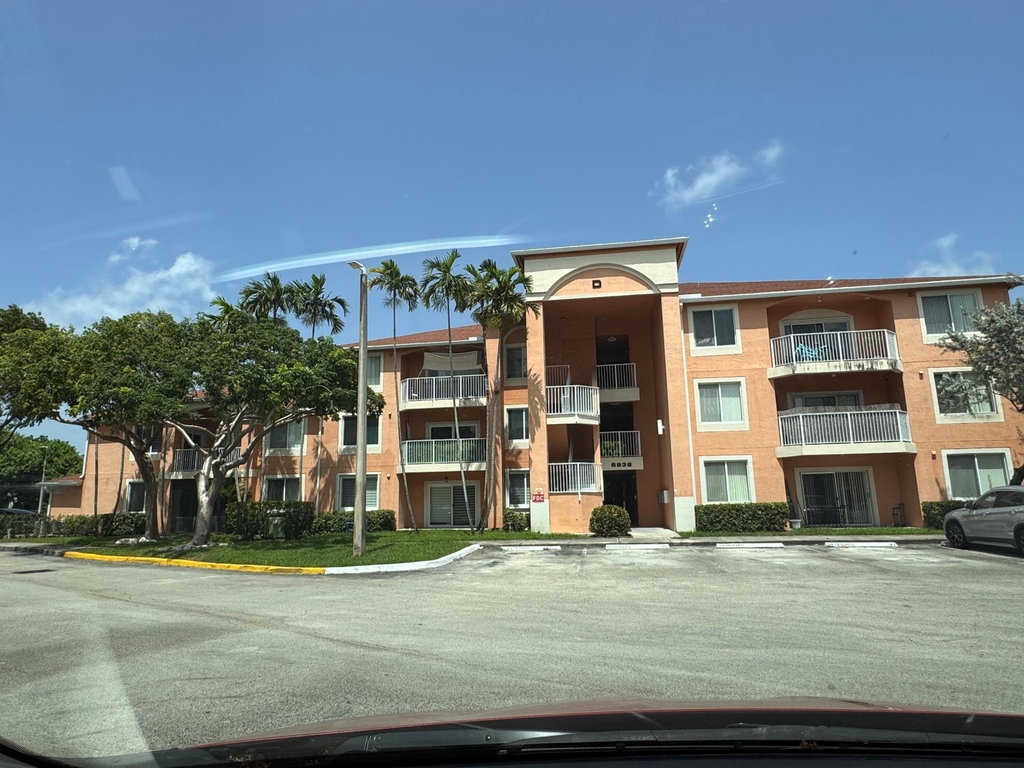 6936 Sw 39th Street - Photo 4