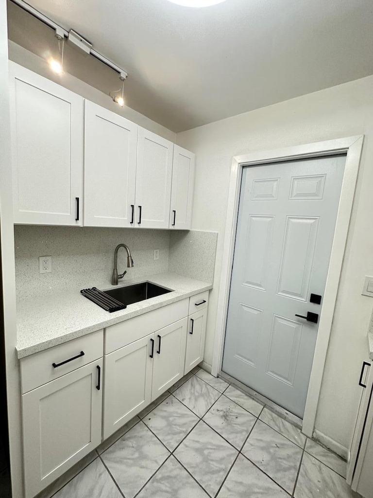 348 S Federal Highway - Photo 10