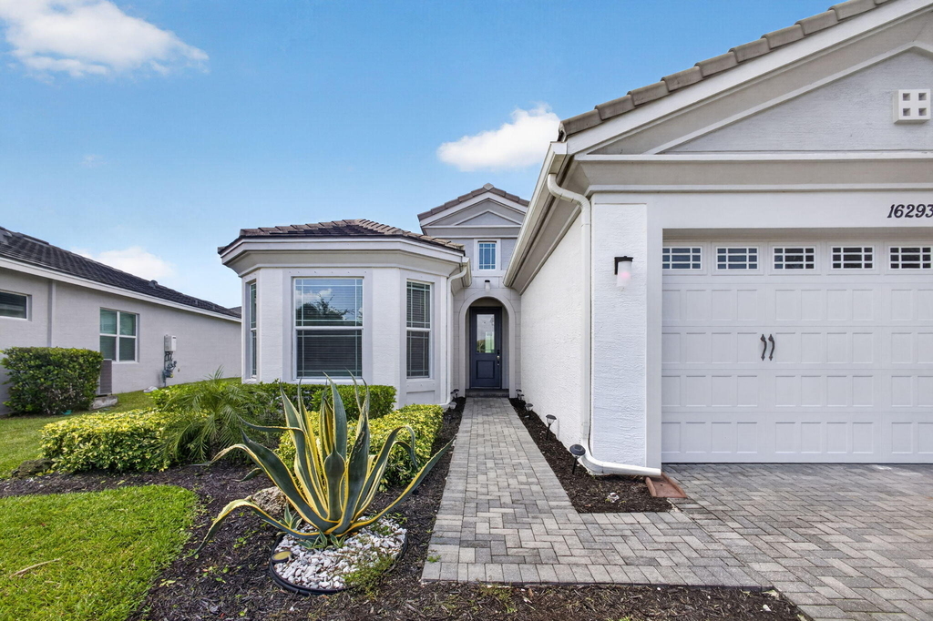 16293 Melogold Drive - Photo 2