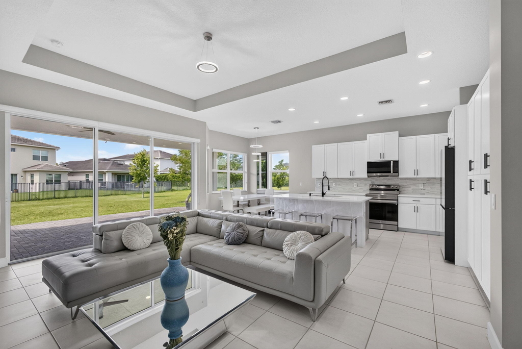 16293 Melogold Drive - Photo 10