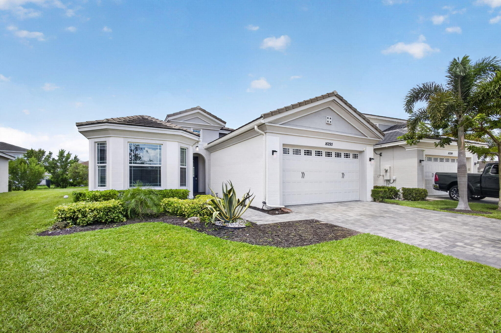 16293 Melogold Drive - Photo 0