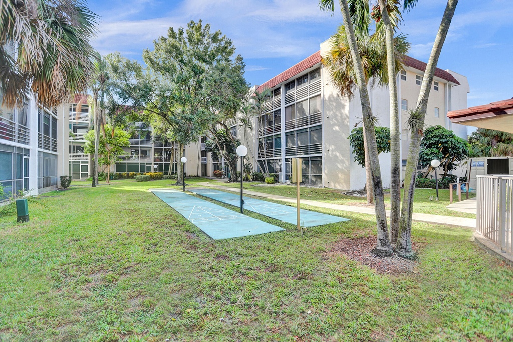 3601 Inverrary Drive - Photo 39