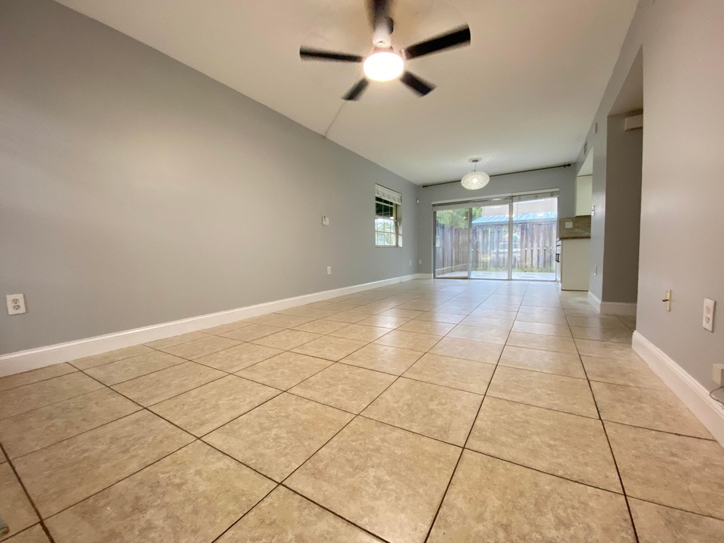 12366 Sw 51st Place - Photo 12