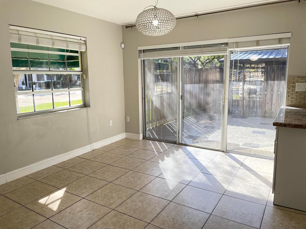12366 Sw 51st Place - Photo 9