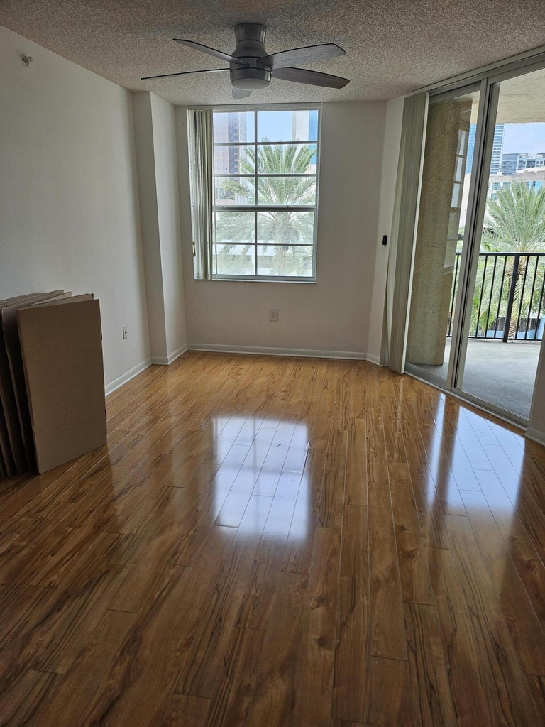520 Se 5th Avenue - Photo 8