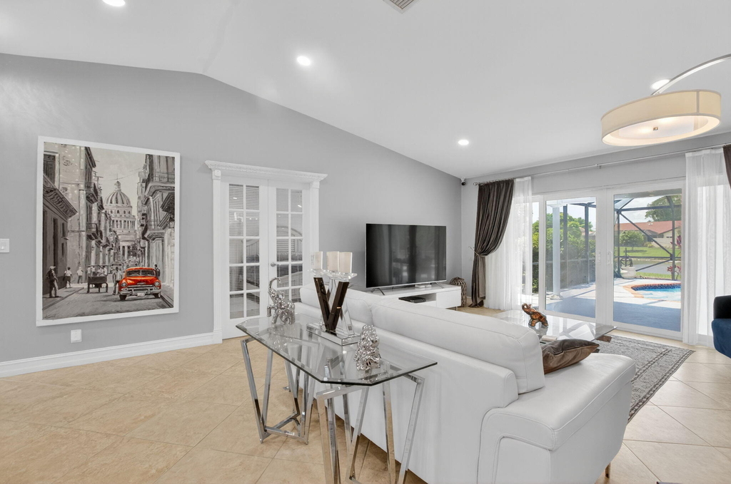 10305 Crosswind Road - Photo 9