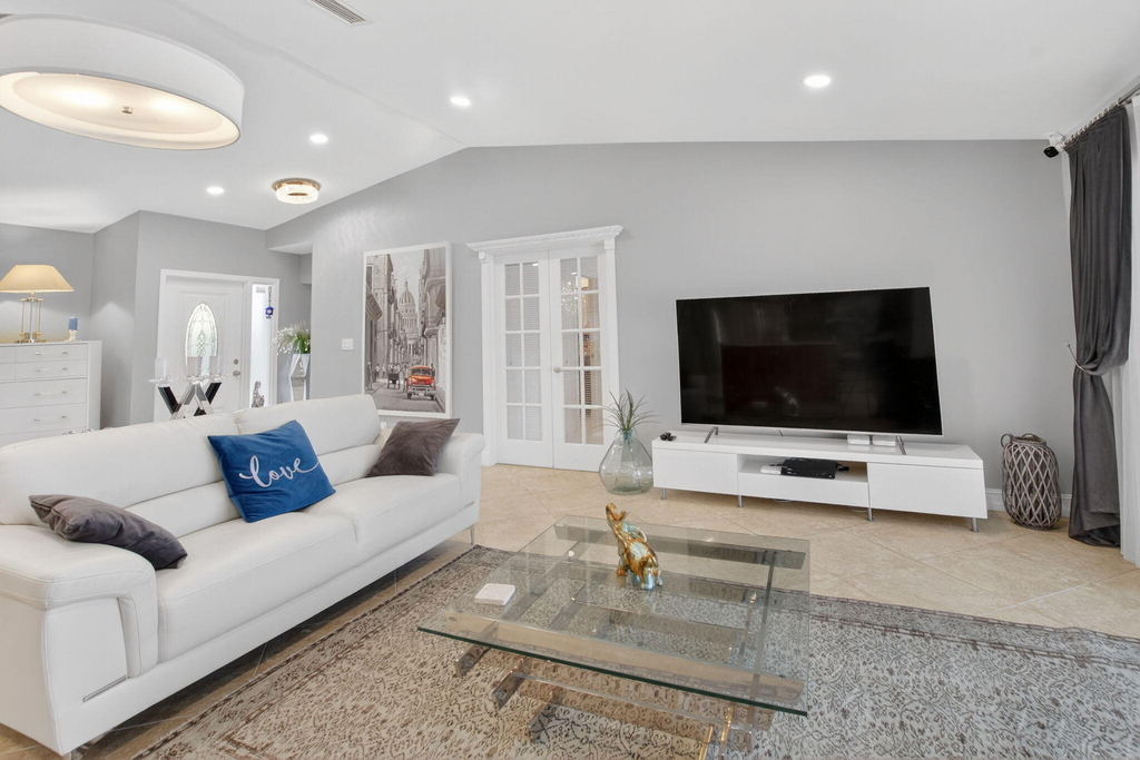 10305 Crosswind Road - Photo 7