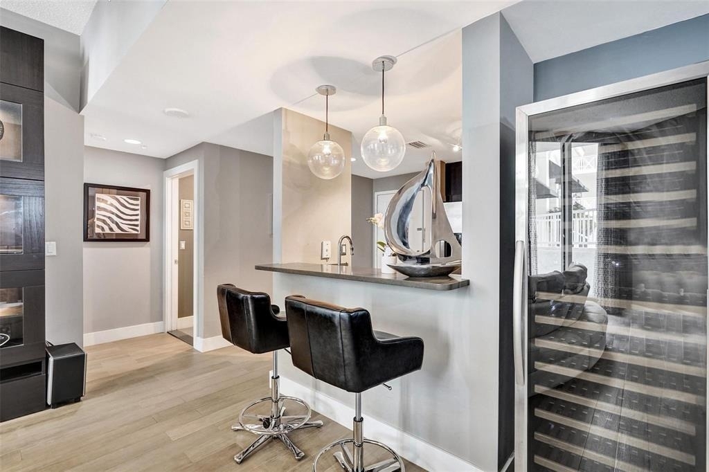 255 Evernia Street - Photo 10