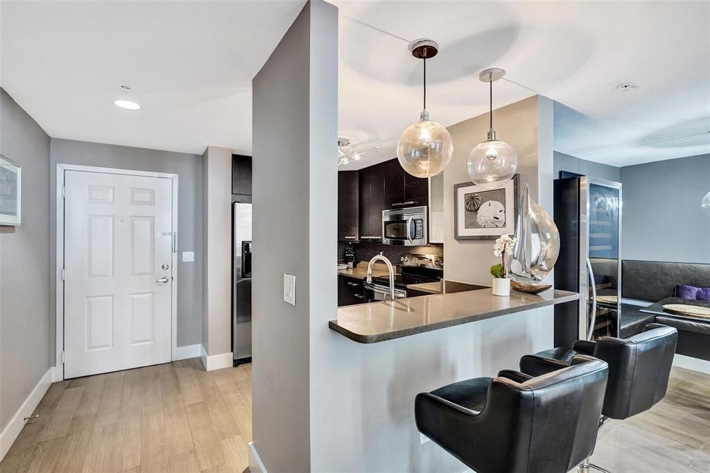 255 Evernia Street - Photo 9
