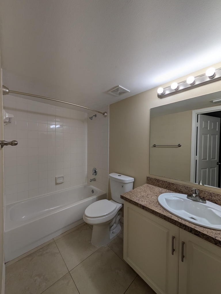 5011 Wiles Road - Photo 7