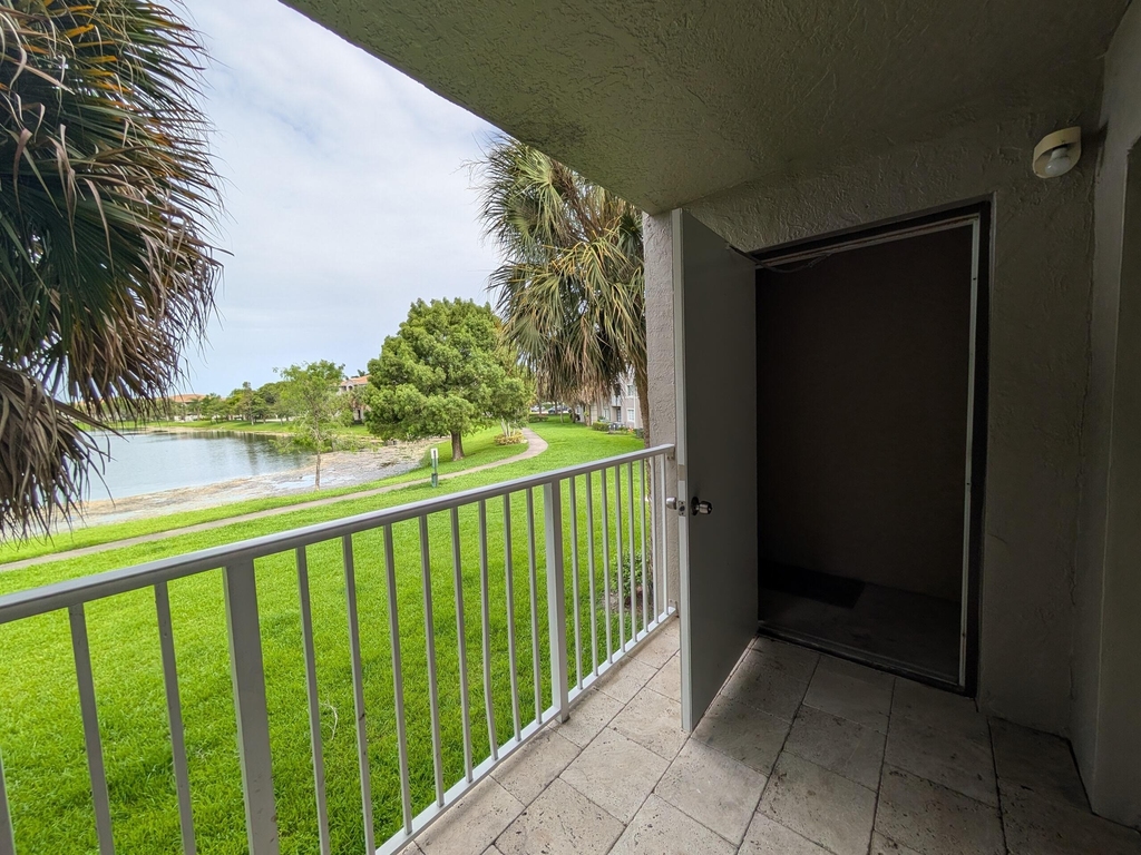 5011 Wiles Road - Photo 5