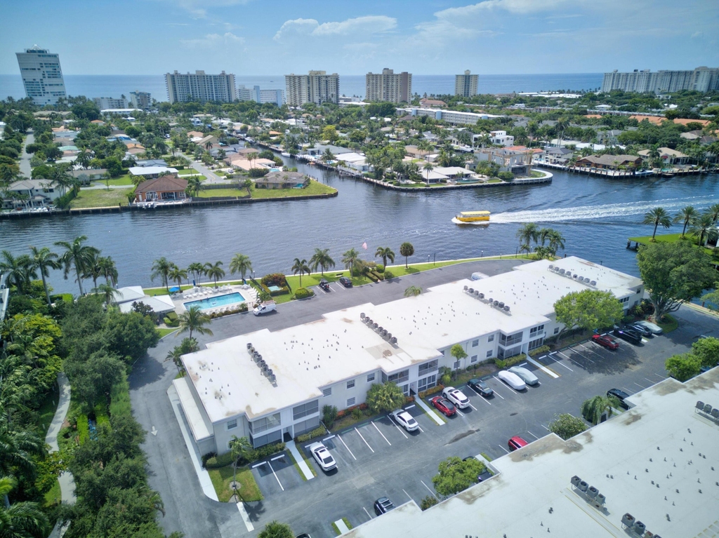 6515 Bay Club Drive - Photo 0