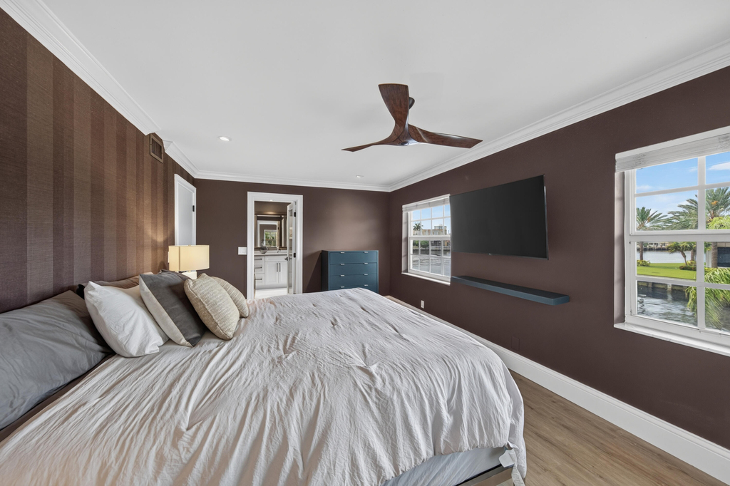 6515 Bay Club Drive - Photo 3