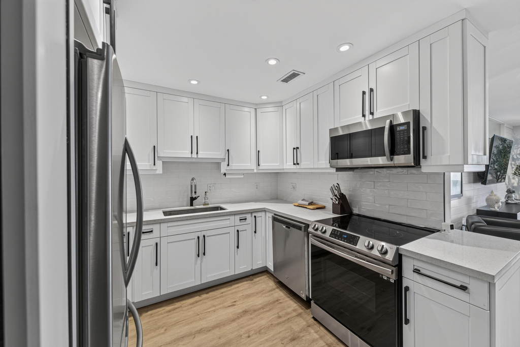 6515 Bay Club Drive - Photo 23