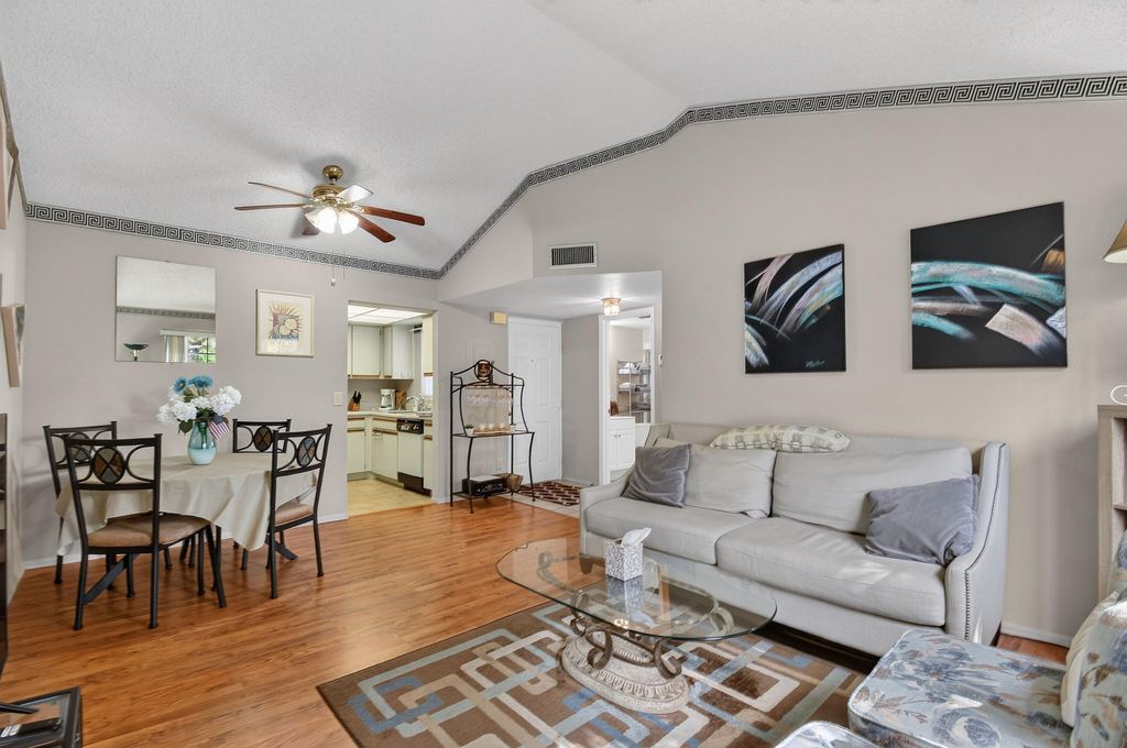 1606 Se Green Acres Circle - Photo 6