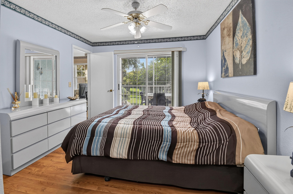 1606 Se Green Acres Circle - Photo 12