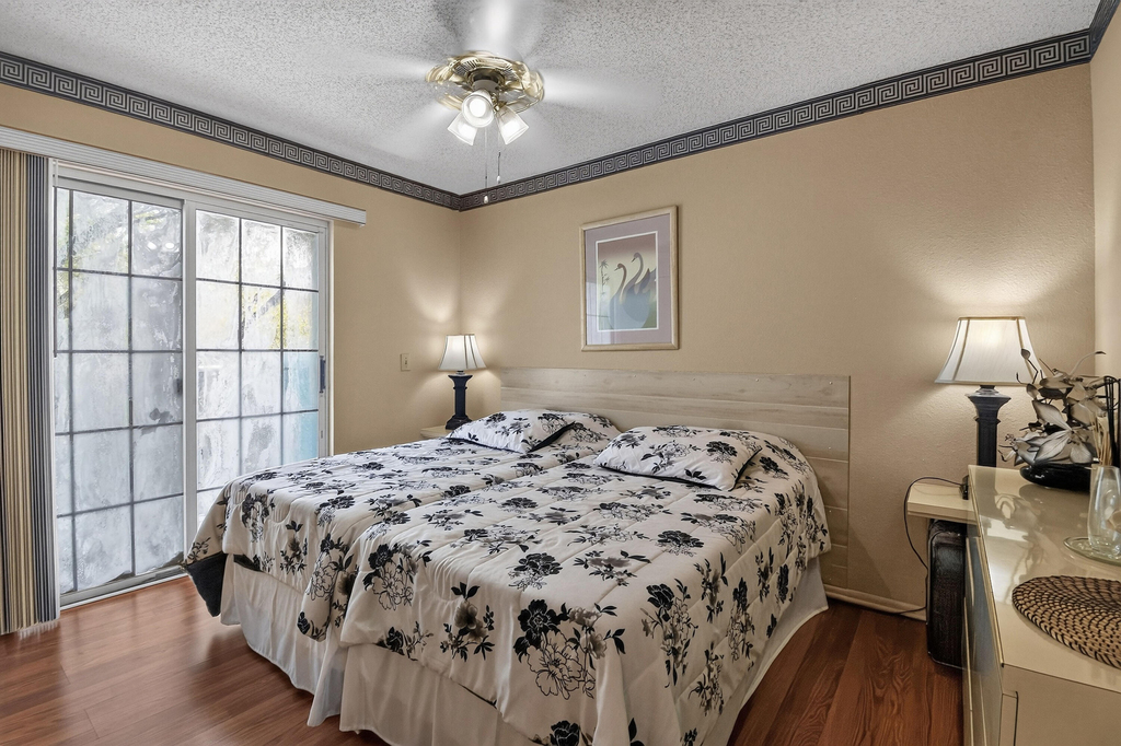1606 Se Green Acres Circle - Photo 17