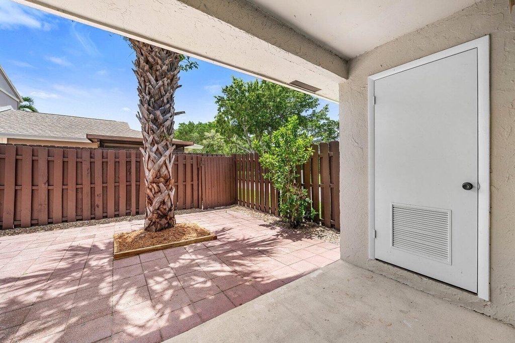 16422 Straw Way - Photo 21