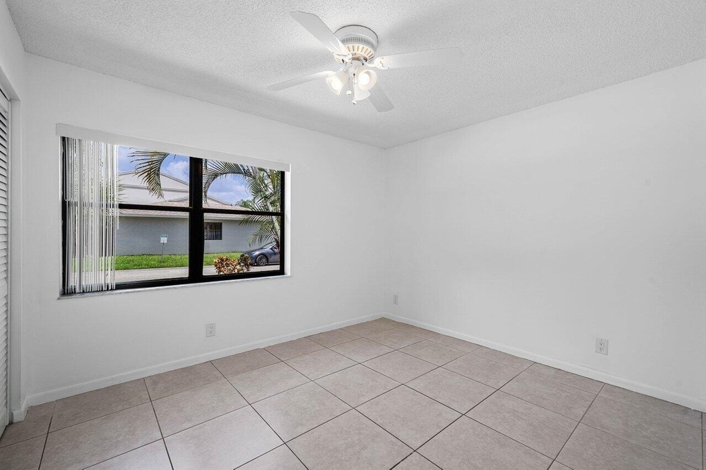 16422 Straw Way - Photo 13