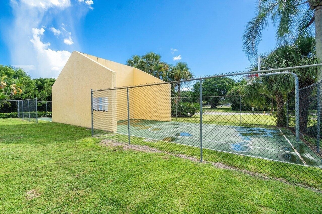 16422 Straw Way - Photo 30