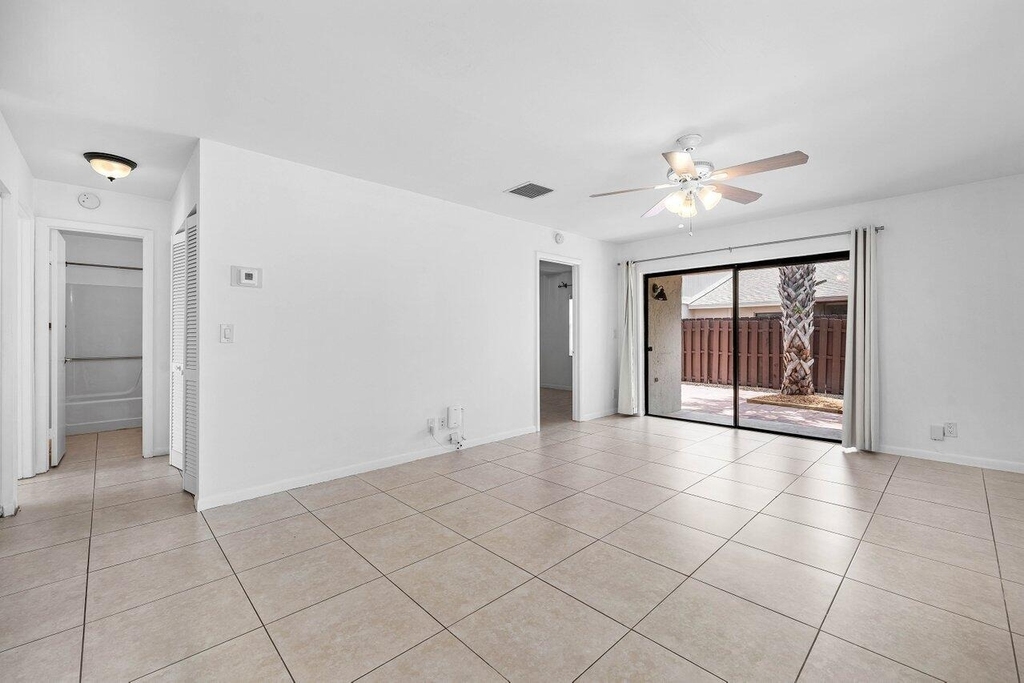 16422 Straw Way - Photo 10