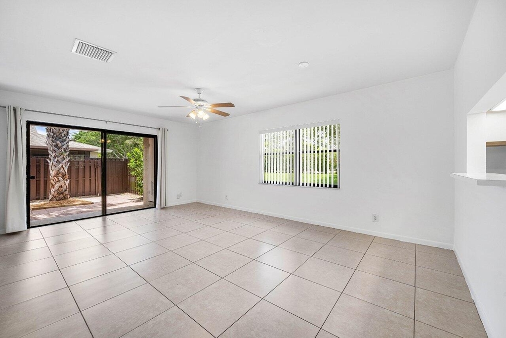 16422 Straw Way - Photo 9