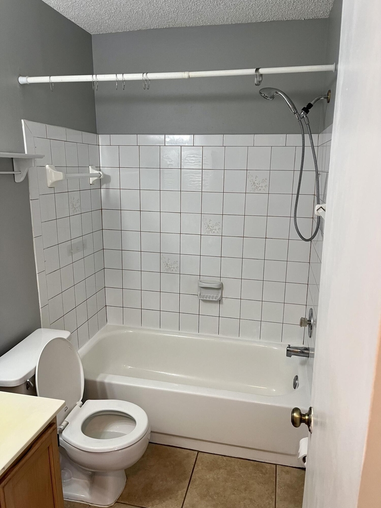 2470 Se Garden Terrace - Photo 15