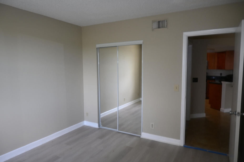 8721 Wiles Road - Photo 9