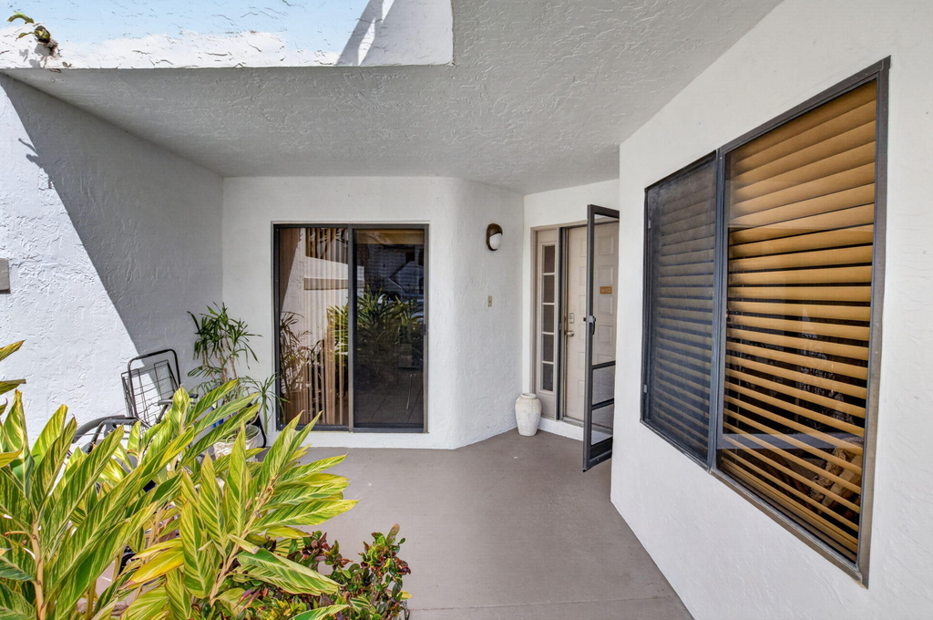 7473 Glendevon Lane - Photo 1
