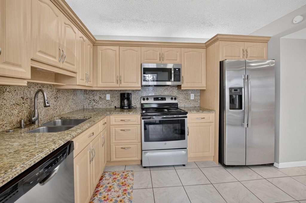 7473 Glendevon Lane - Photo 14