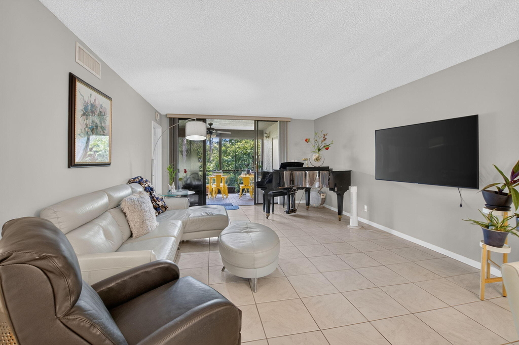 7473 Glendevon Lane - Photo 6