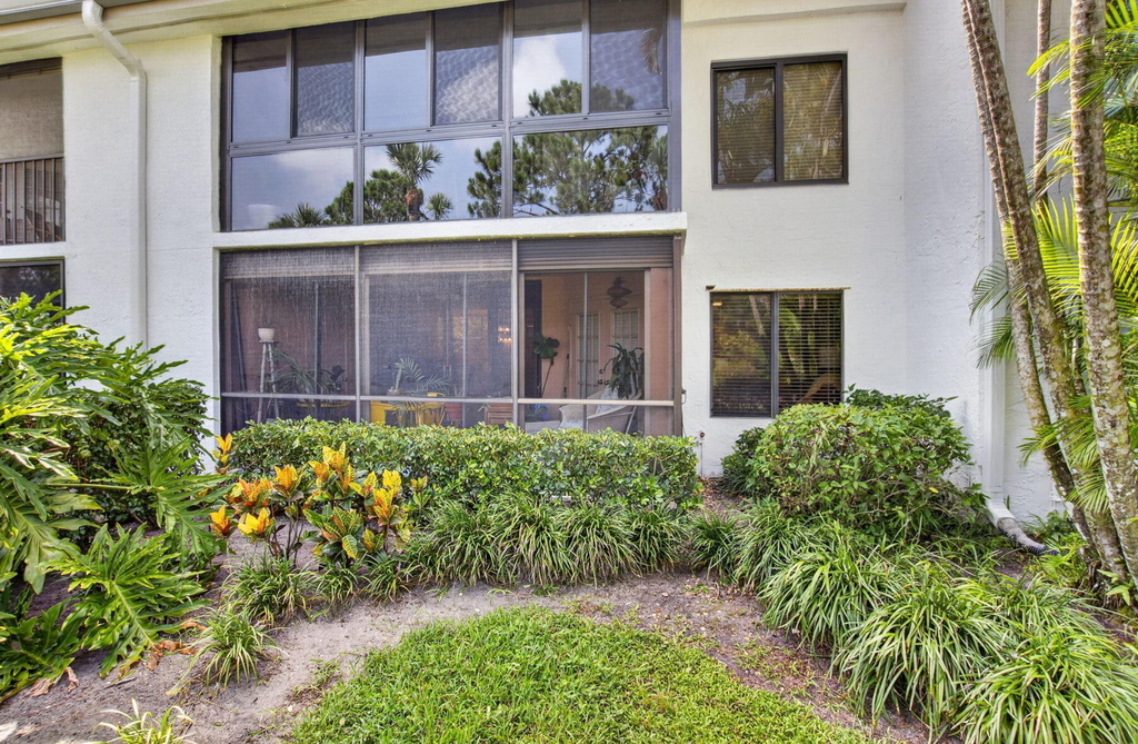 7473 Glendevon Lane - Photo 36