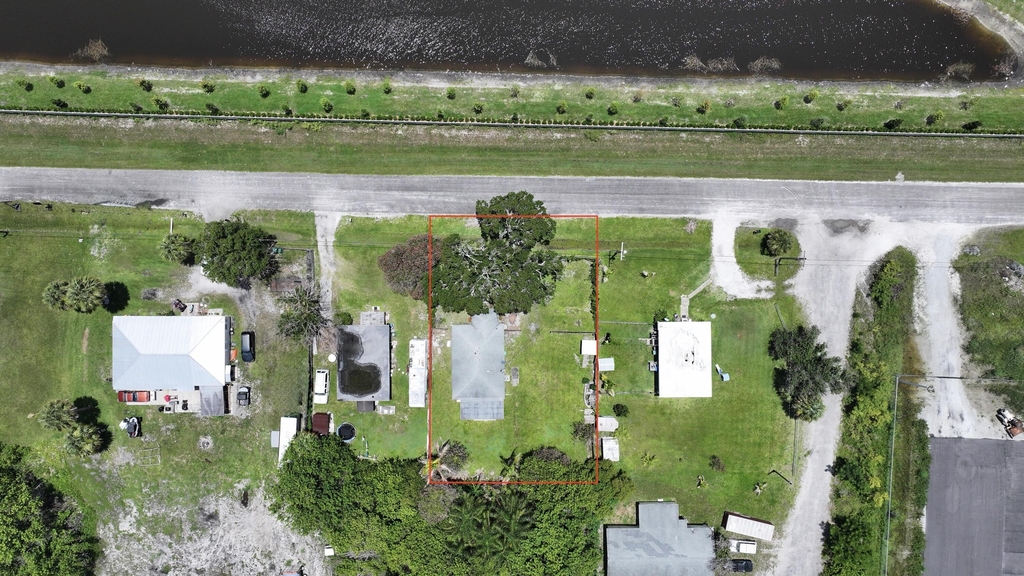 310 Dickson Drive - Photo 1