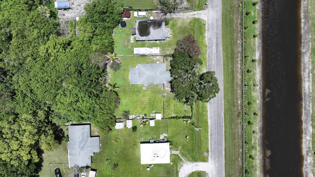 310 Dickson Drive - Photo 54