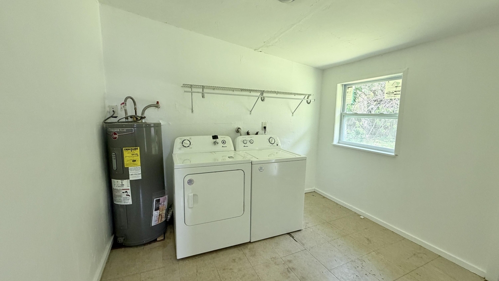 310 Dickson Drive - Photo 40