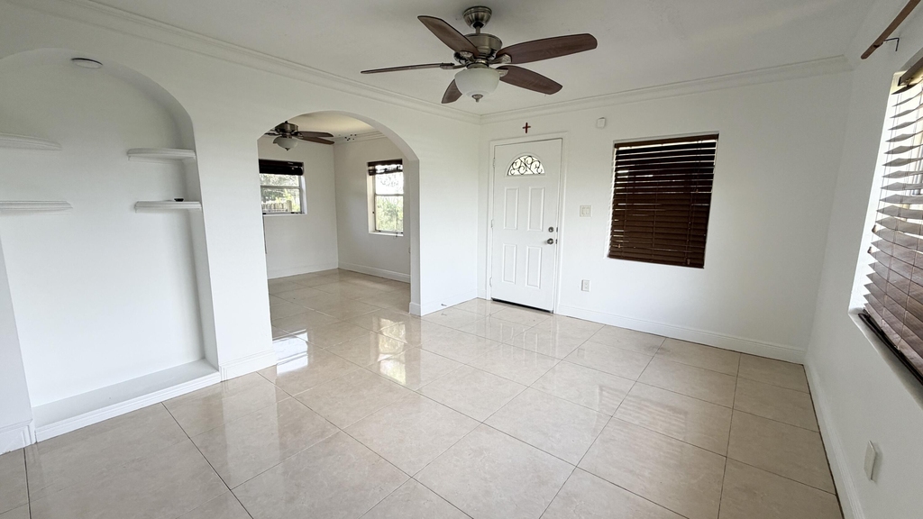 310 Dickson Drive - Photo 9