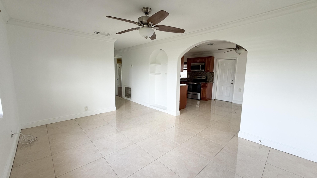 310 Dickson Drive - Photo 8