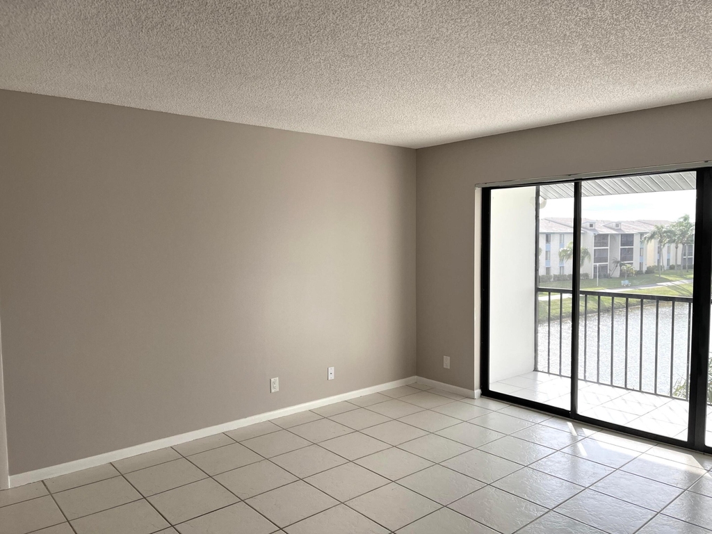 1108 Green Pine Boulevard - Photo 7