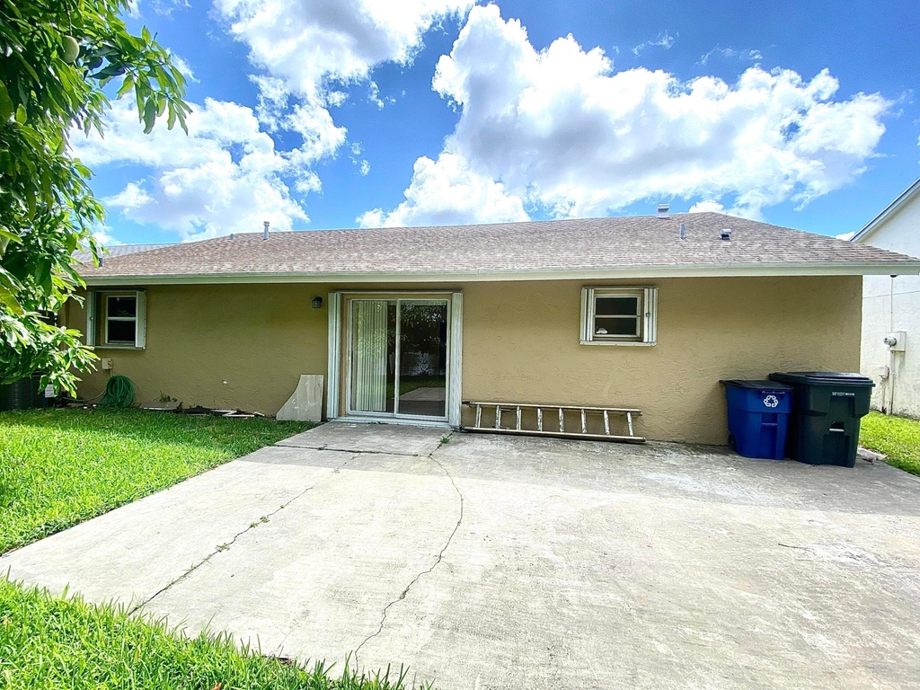 5314 Blueberry Hill Avenue - Photo 10