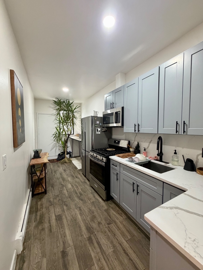 24-4 23rd Street - Photo 3