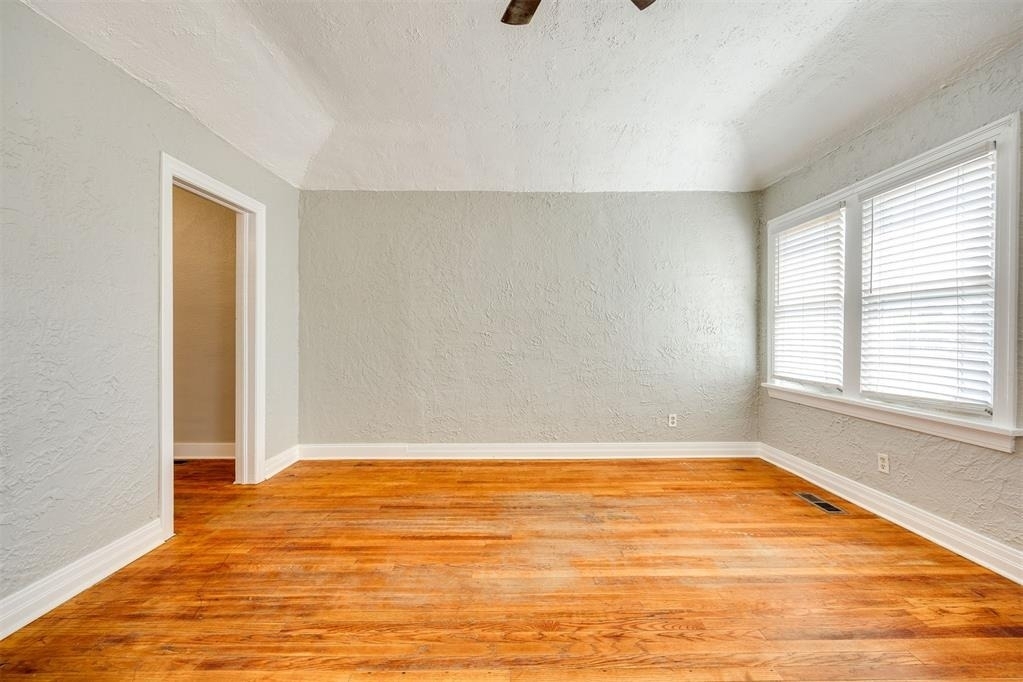 2835 Nw 22nd Street - Photo 10