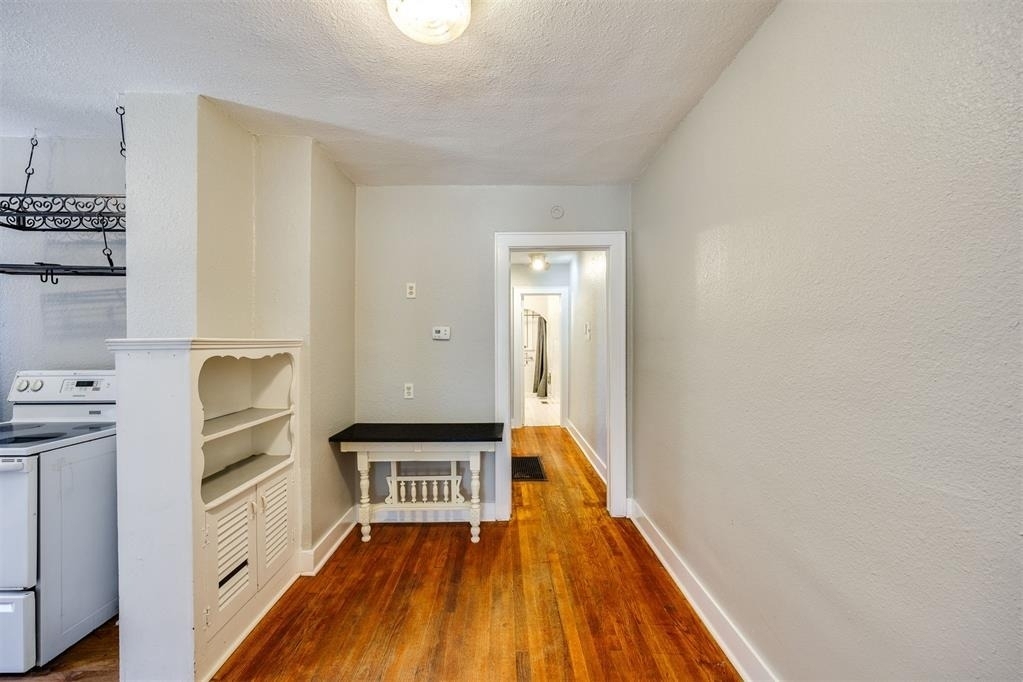 2835 Nw 22nd Street - Photo 11
