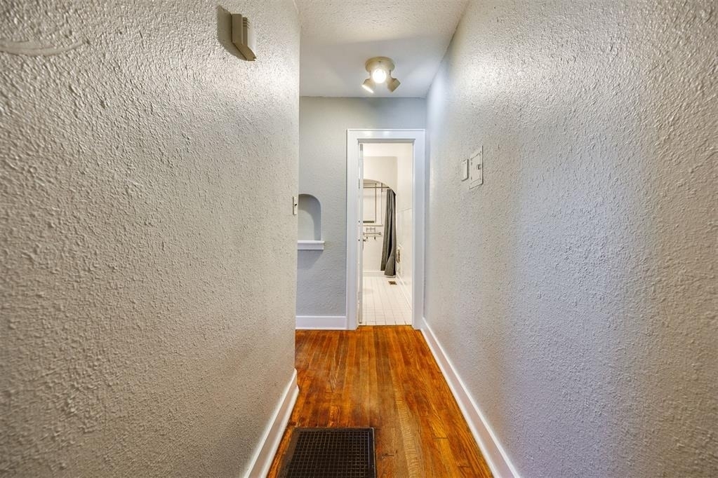 2835 Nw 22nd Street - Photo 18