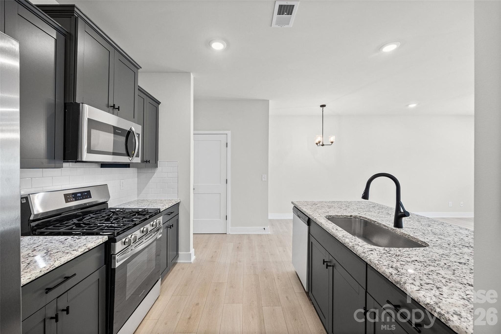 720 Pinecone Drive - Photo 4