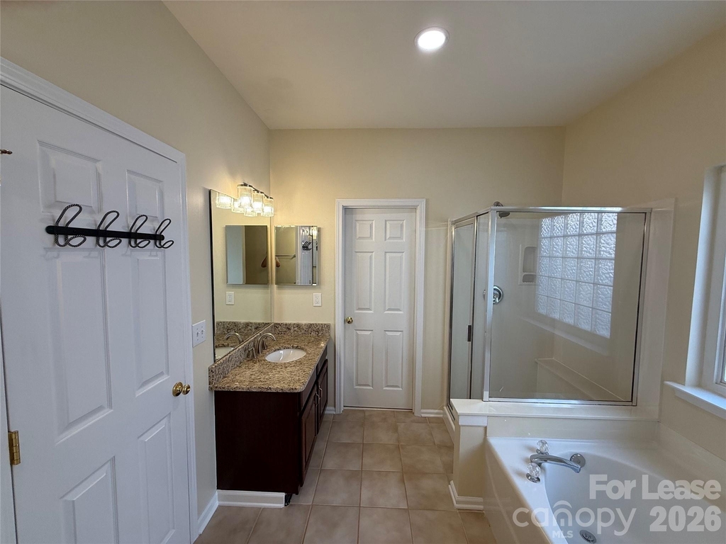 10822 Chamberlain Hall Court - Photo 36