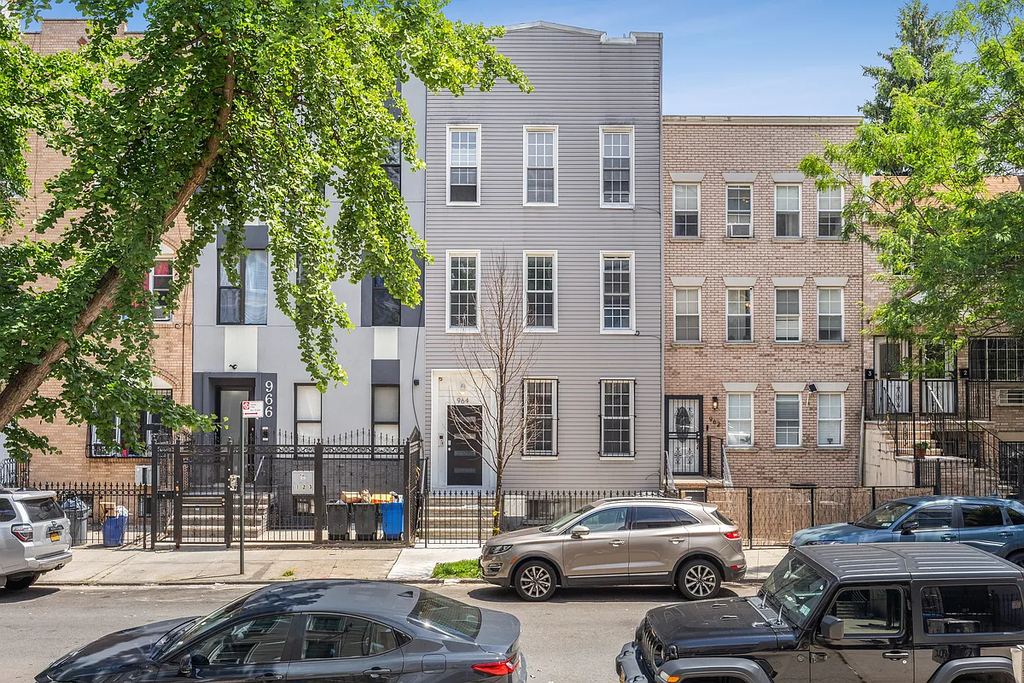 964 Madison Street - Photo 12