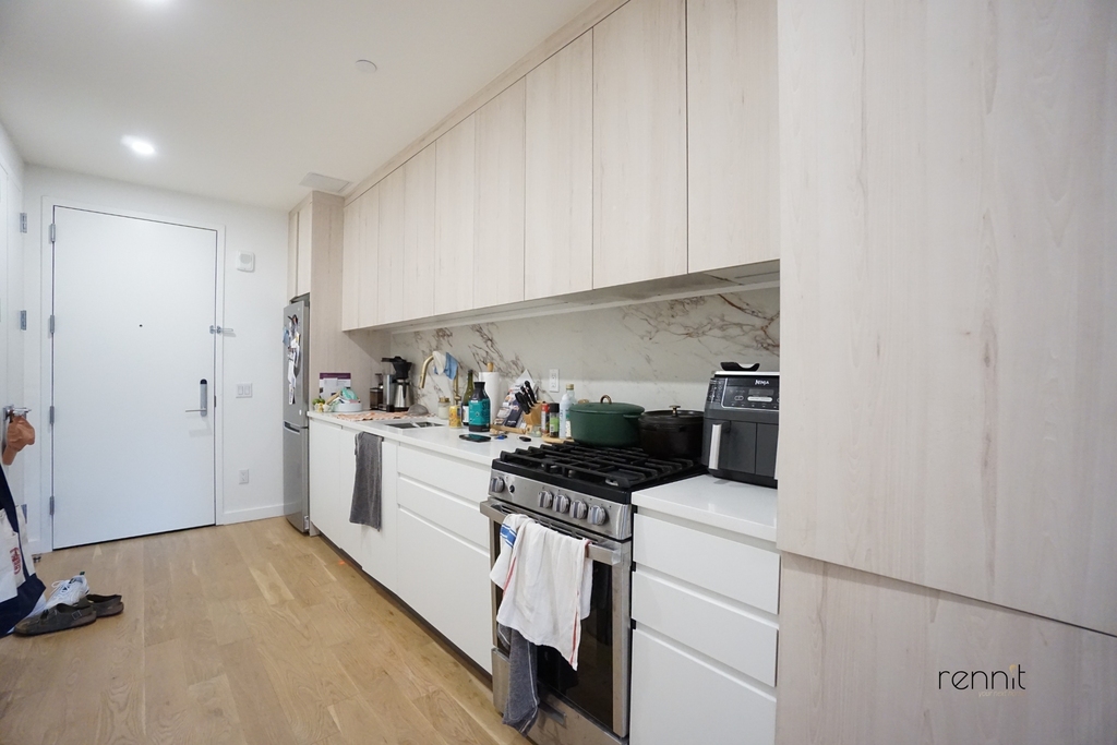 375 Dean Street - Photo 6