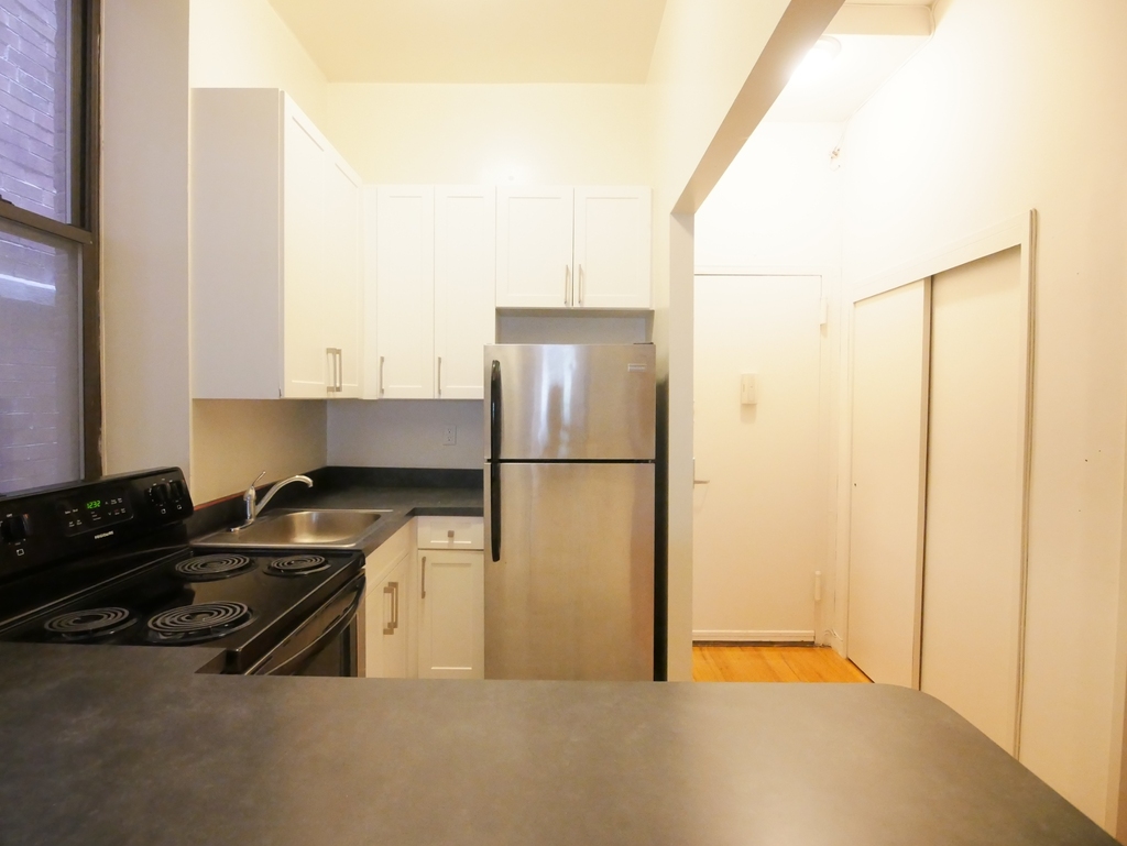 427 East 76th Street - Photo 2