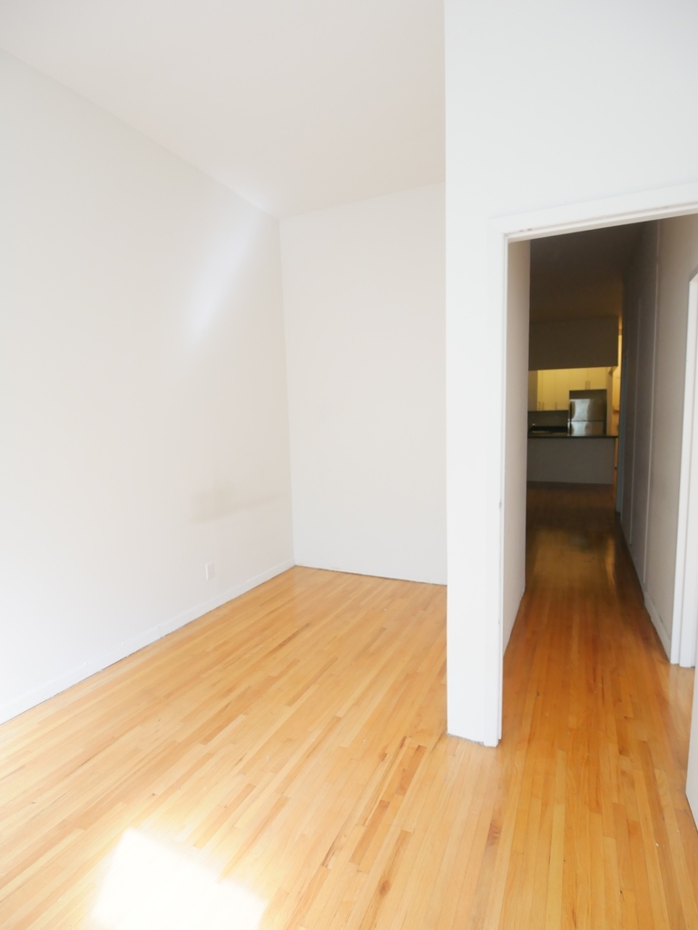 427 East 76th Street - Photo 12